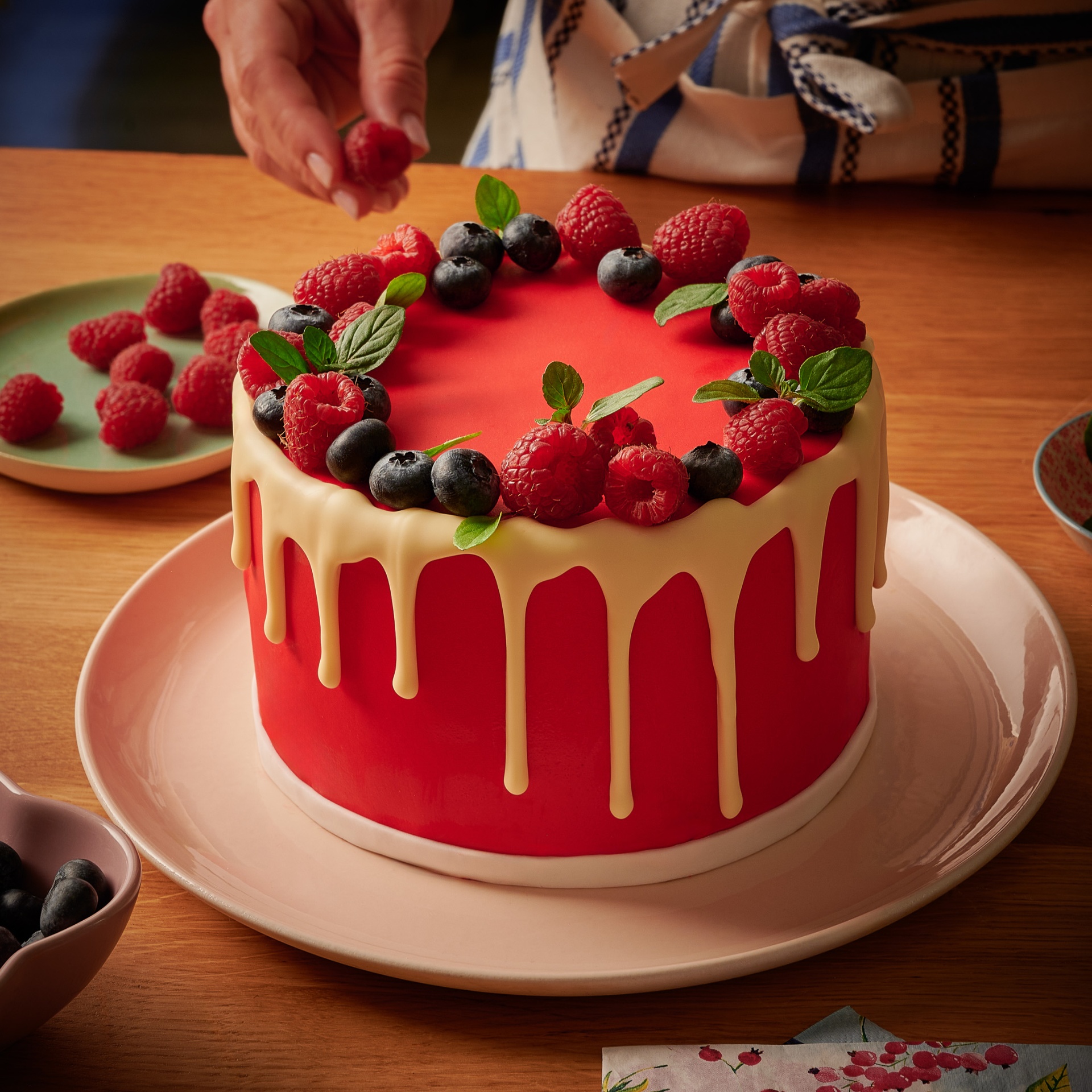 Red drip cake